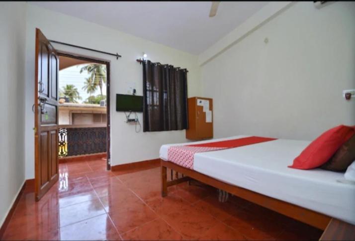 Sea Princess Hotel Baga Bagian luar foto