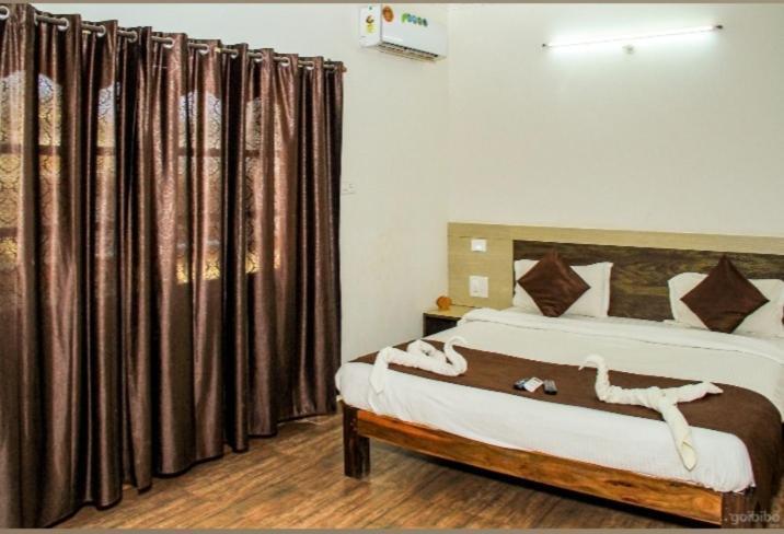 Sea Princess Hotel Baga Bagian luar foto